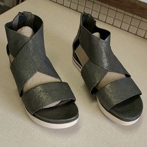 Eileen Fisher wedge leather sport sandal SZ 8